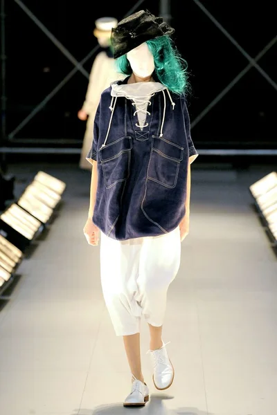 Look 26